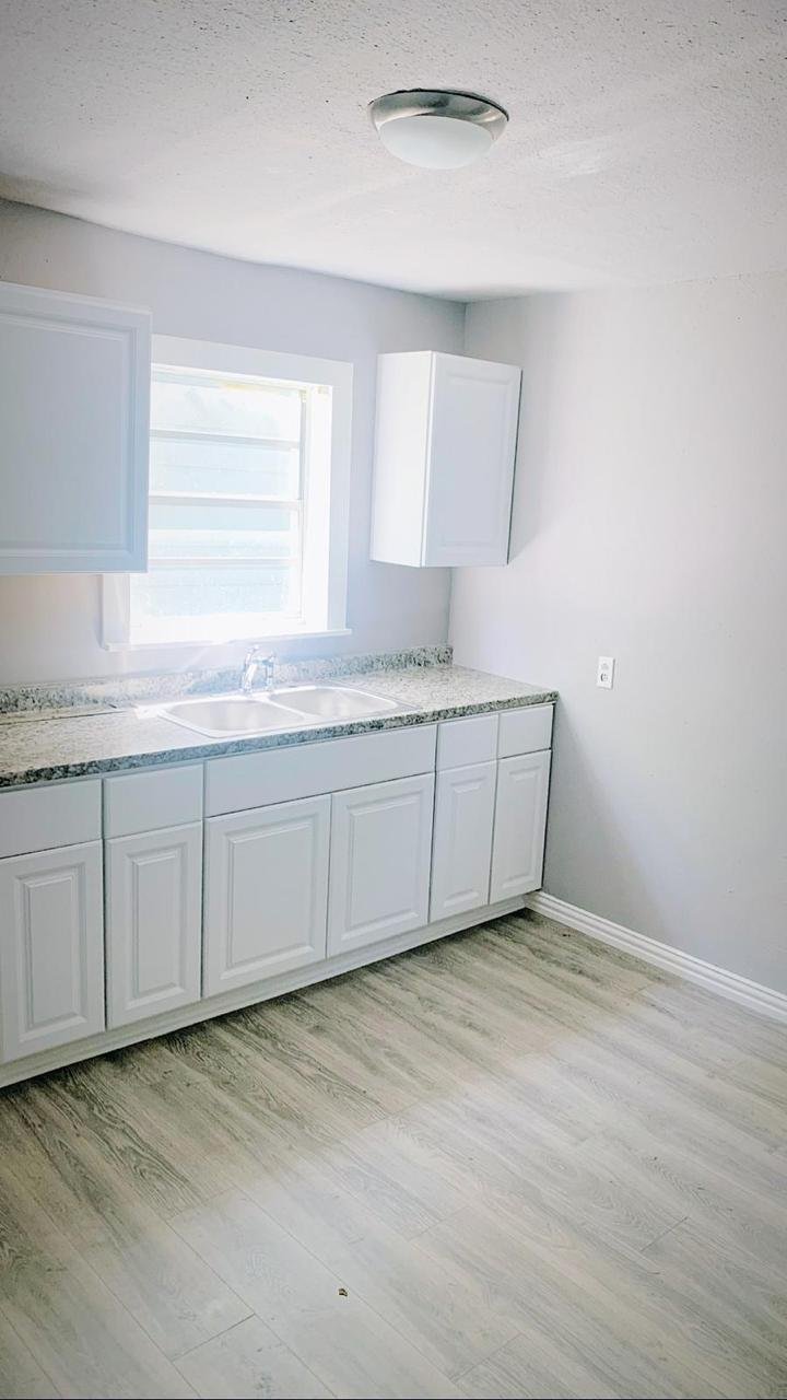 Interior Finishing project photo 5